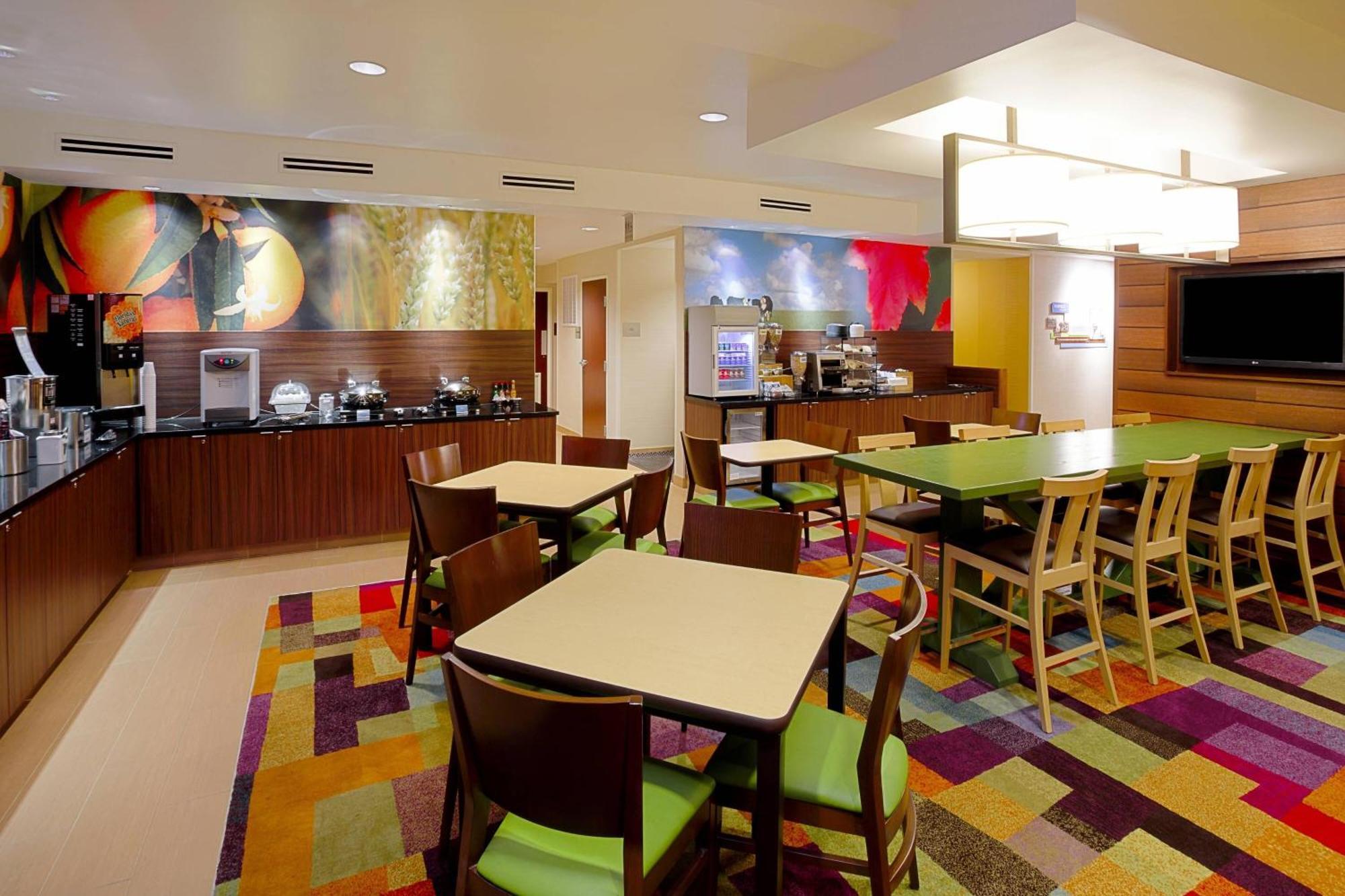 Fairfield Inn And Suites By Marriott Tampa Brandon Heartland Exteriér fotografie